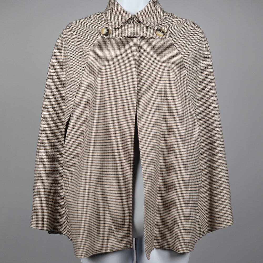 1. State Womens XS Cape